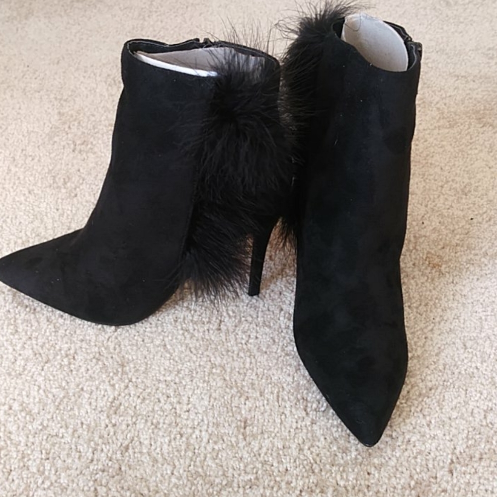 Shoes - Picture 8 of 8
